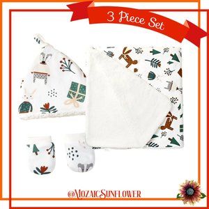 3 PC FLEECE SET Blanket Hat No Scratch Mittens Woodland Creatures NWT